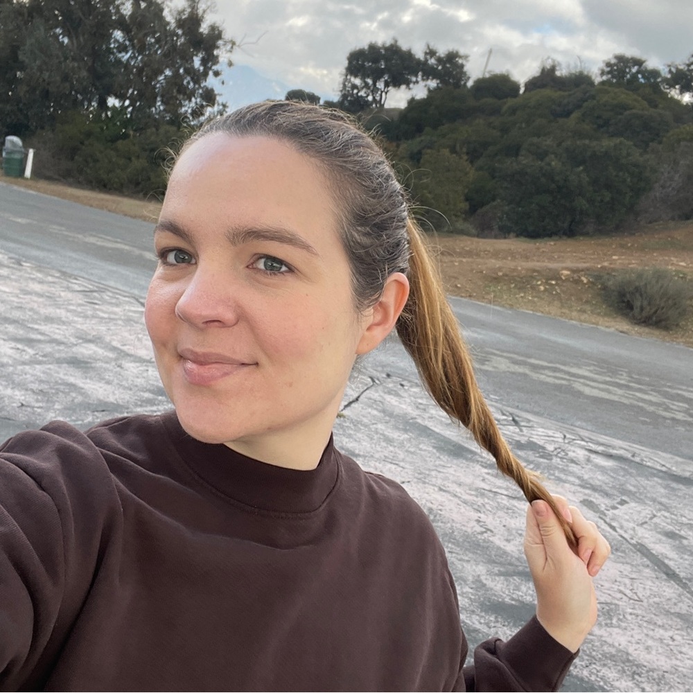 Meet your Posher, Jennifer